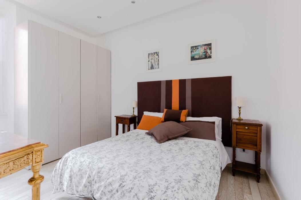 Minerva'S Place — Photos 1